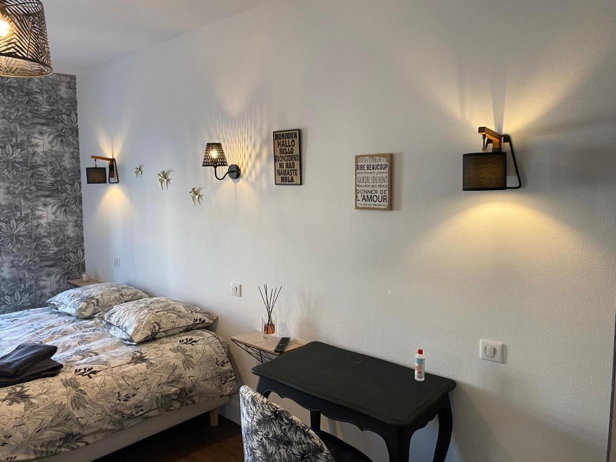 Bed and Breakfast Logis Paul Massy Meschers-sur-Gironde Esterno foto